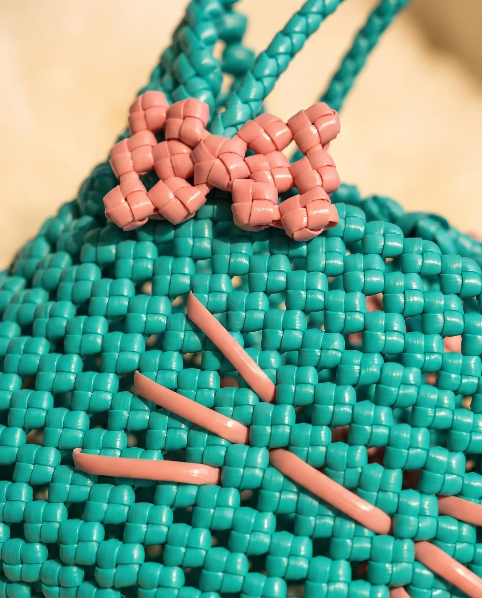 Teal Cat Basket 蓝绿猫咪篮