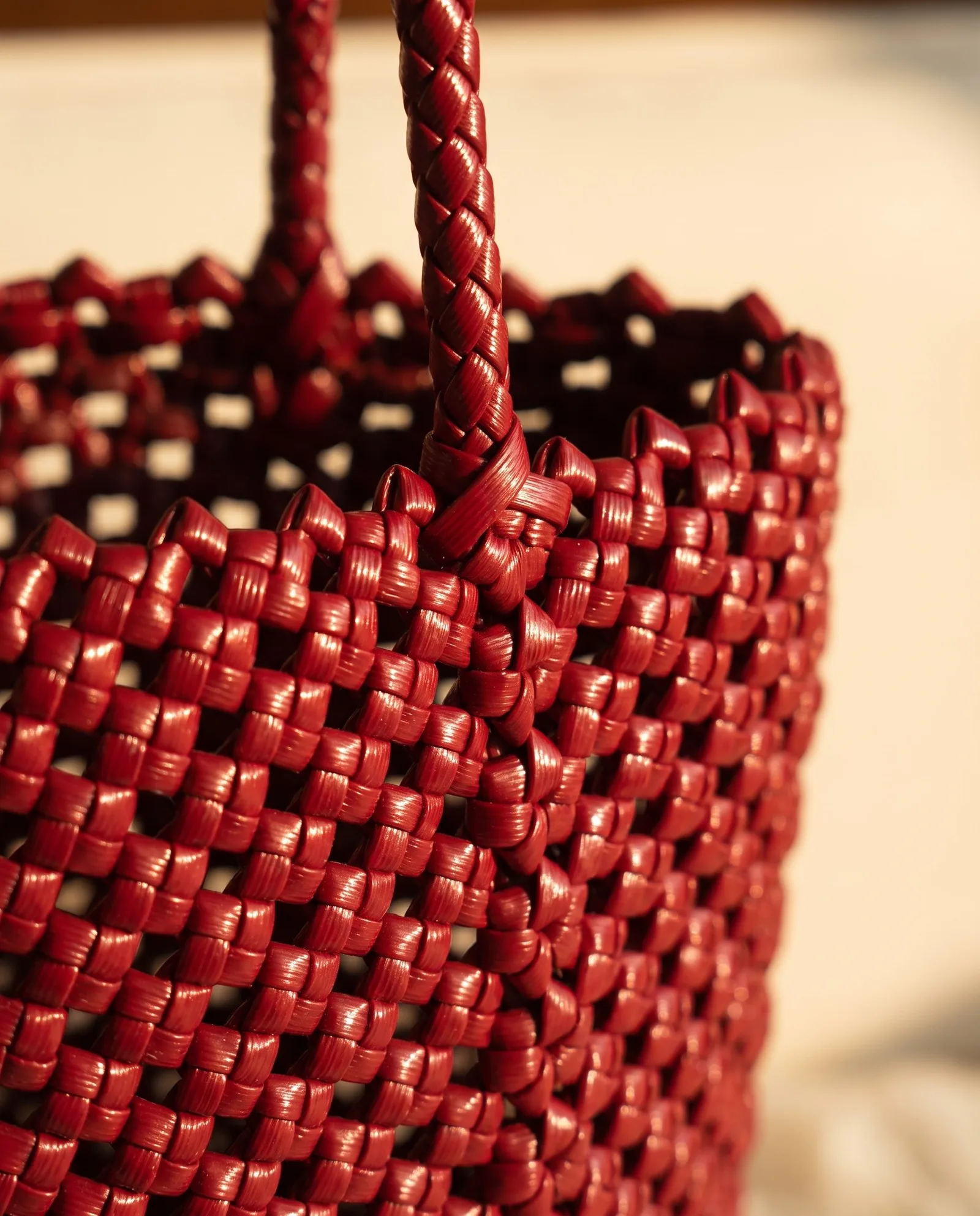 Crimson Knot Tote 绛红结织托特