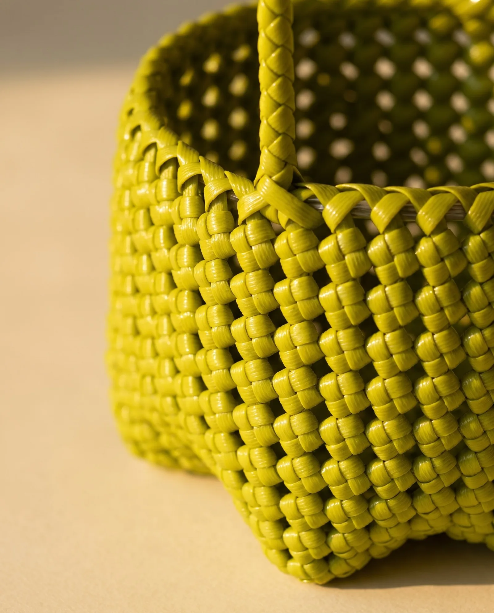 Chartreuse Footed Mini Basket 黄绿四足迷你篮