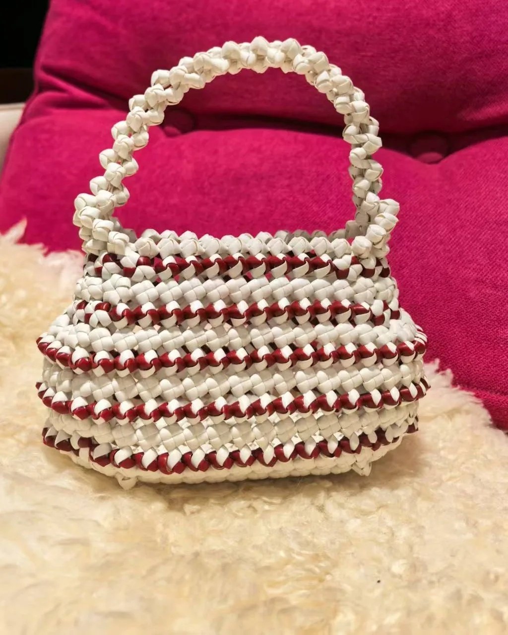 Snow & Ruby Gourd Pouch 雪红葫芦手袋