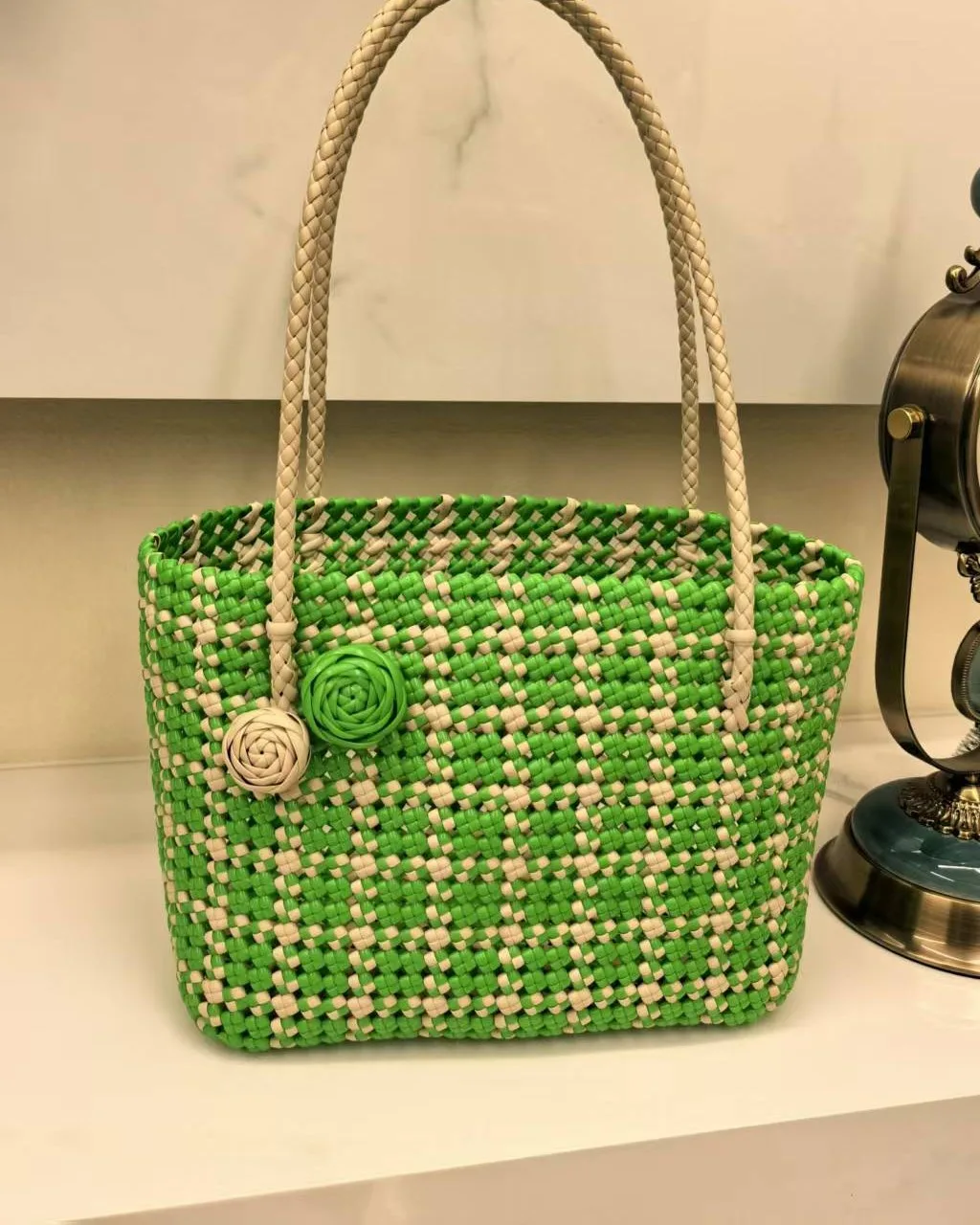 Spring Green Rose-Charm Tote 春绿玫瑰坠托特